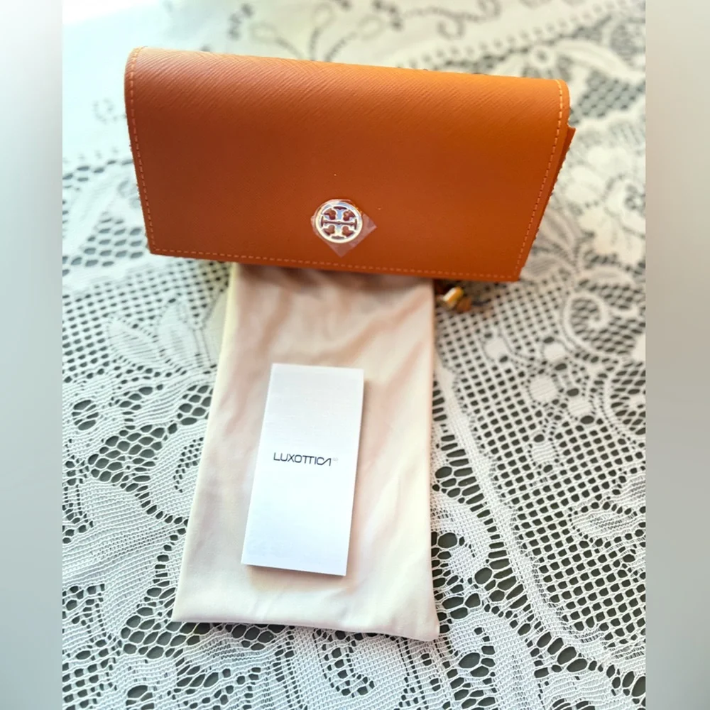 Tory Burch sunglasses or eyeglasses case.